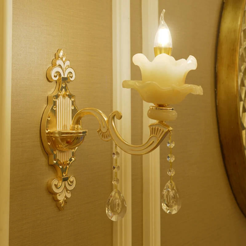 Lámpara de pared de jade con volantes, lámpara de pared para salón de estilo de época con detalles de cristal en oro Mater...