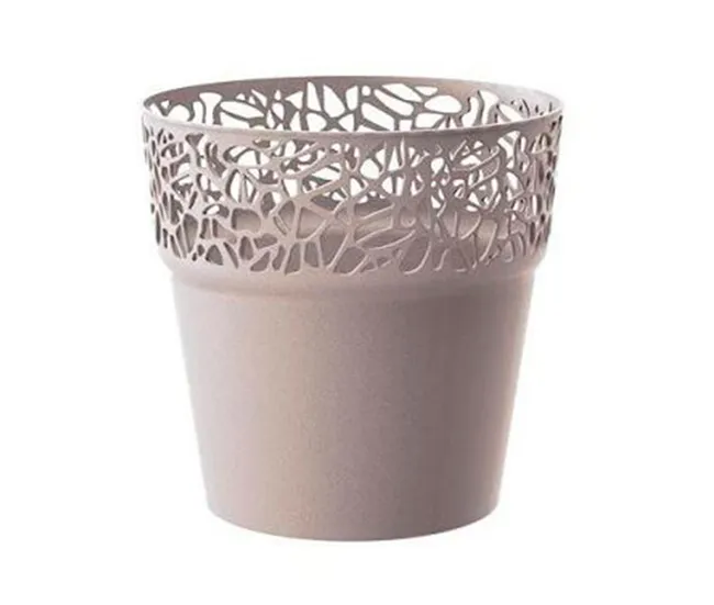 Maceta De Plastico Tree En Color Mocca 17,5 (Largo) X 17,5 extenso X 17,9 (Alto) Cm