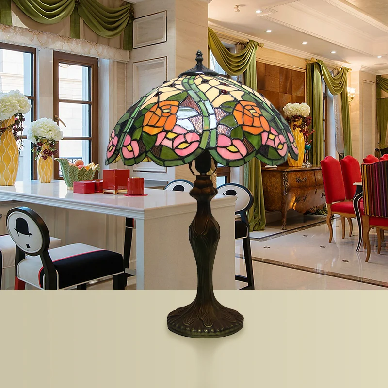 Lampe d'appoint en forme de dôme de Style rétro, vitrail, 1/2 lumières, lampe de Table colorée avec motif de fleurs en Plá...
