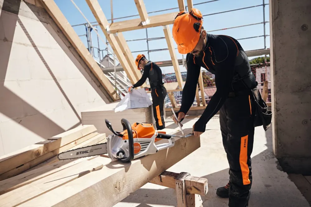 MOTOSIERRA STIHL MSA 200 C-B