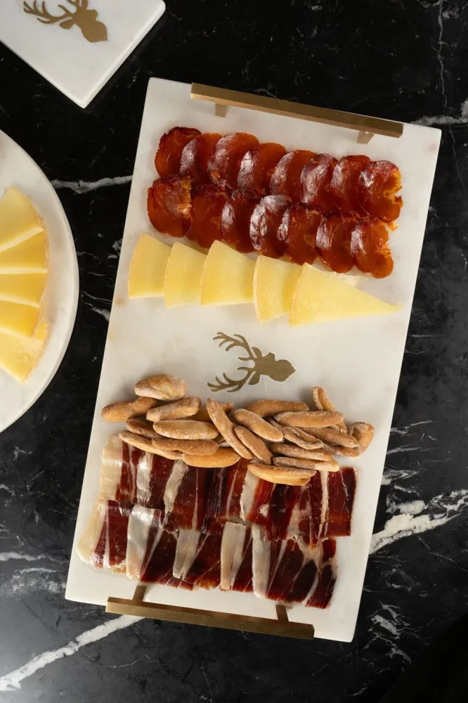 Bandeja Rectangular De Mármol Con Diseño De Ciervo con Riego Integrado