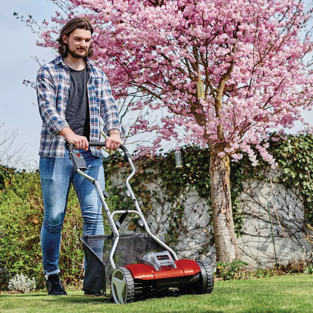 Cortacésped baterí 18V GE-HM 18/38 Li-Solo Einhell Tipo Ride-On