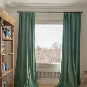 Cortina Boho color celadón en Polietileno Trenzado