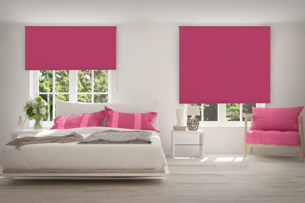 Estor enrollable opaco térmico fucsia 120 x 250cm