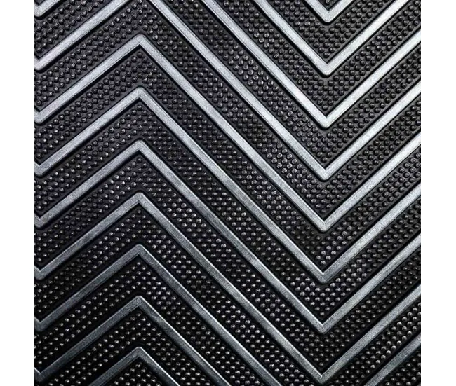 Felpudo de goma negro para Puerta Principal