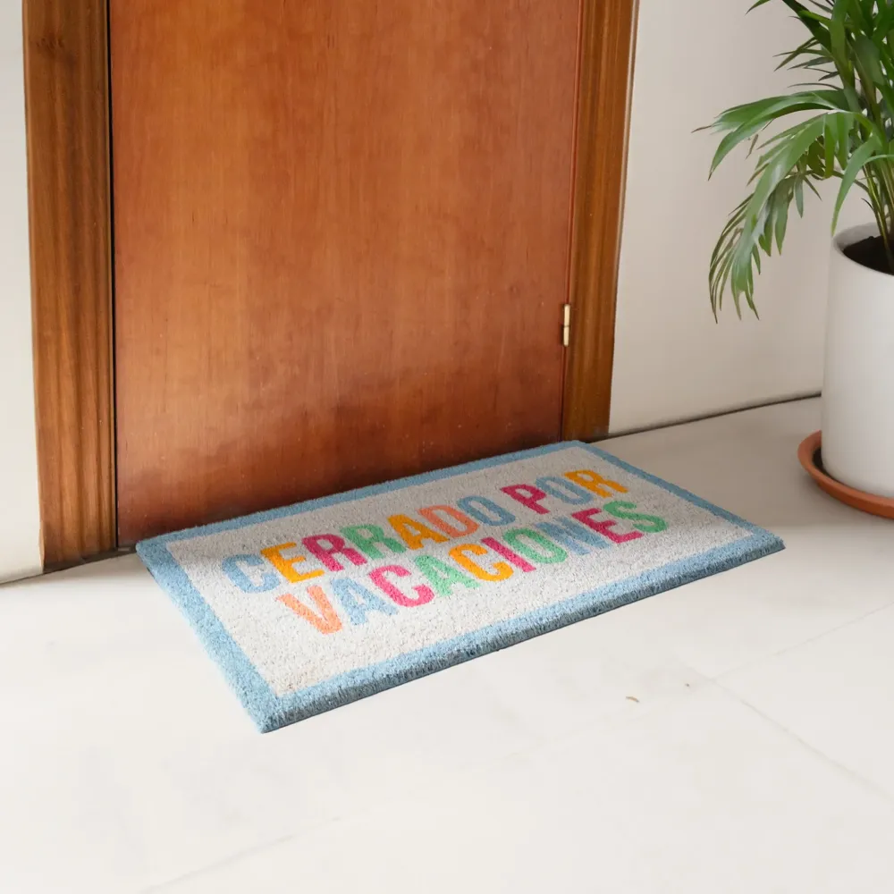 Tapete de Bienvenida Felpudo “Cerrado por vacaciones”
