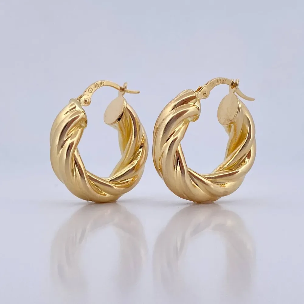 Candongas Mati 4.05gr / 2.4cm / Entorchada Oro Amarillo 18K & con Nutrientes Esenciales