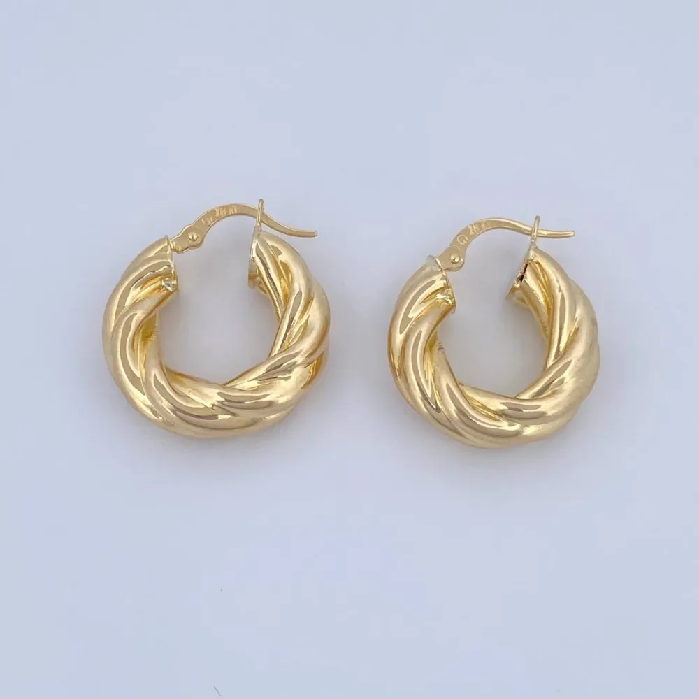 Candongas Mati 4.05gr / 2.4cm / Entorchada Oro Amarillo 18K & con Nutrientes Esenciales