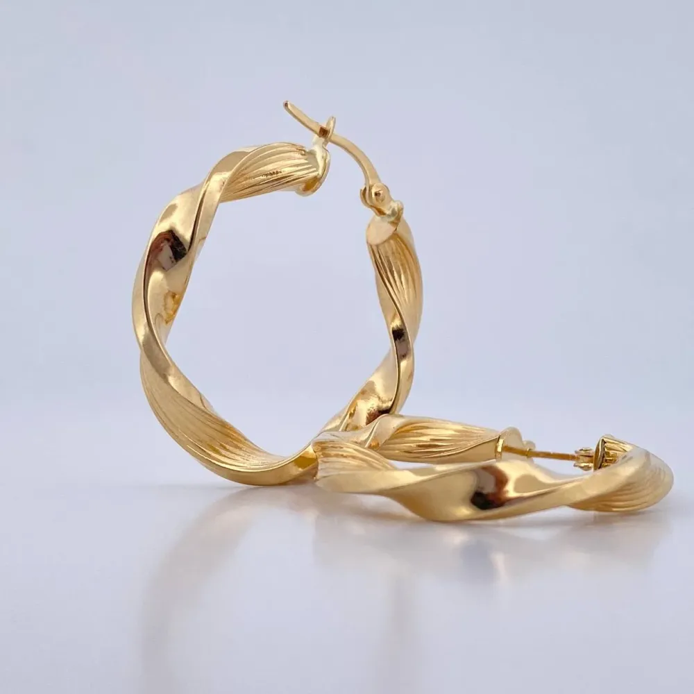 Candongas Nico 3.95gr / 3.1cm / Rayadas Entorchadas Oro Amarillo 18K & de Origen Natural