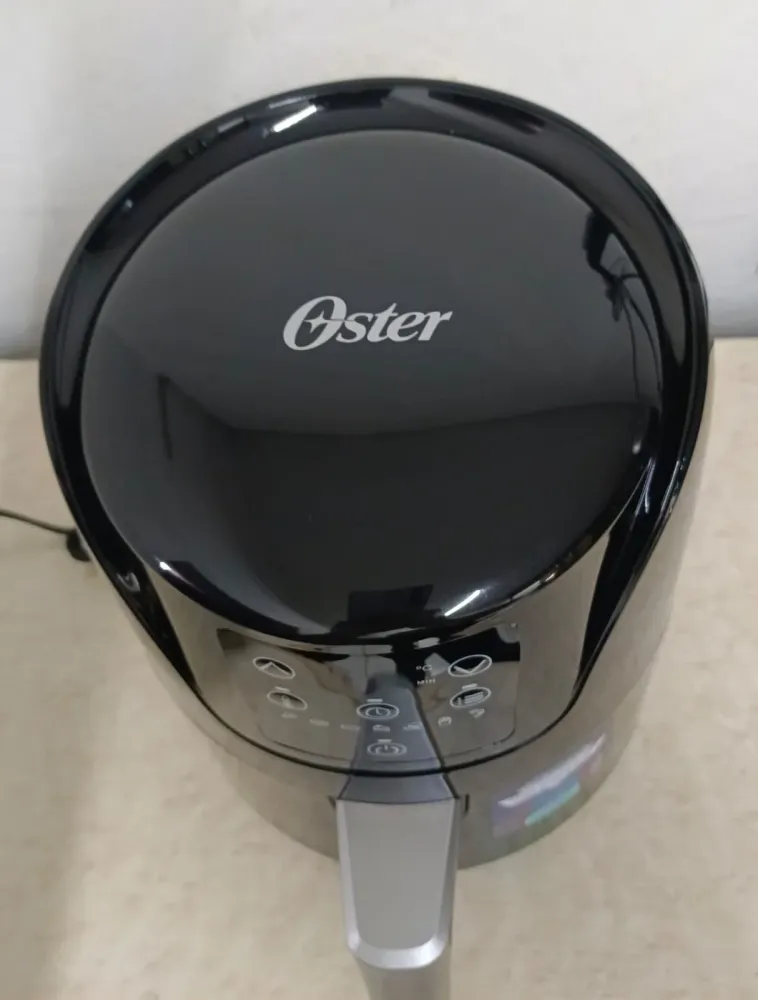 Freidora de Aire Oster ckstaf18ddf, usado Capacidad de 4 Litros