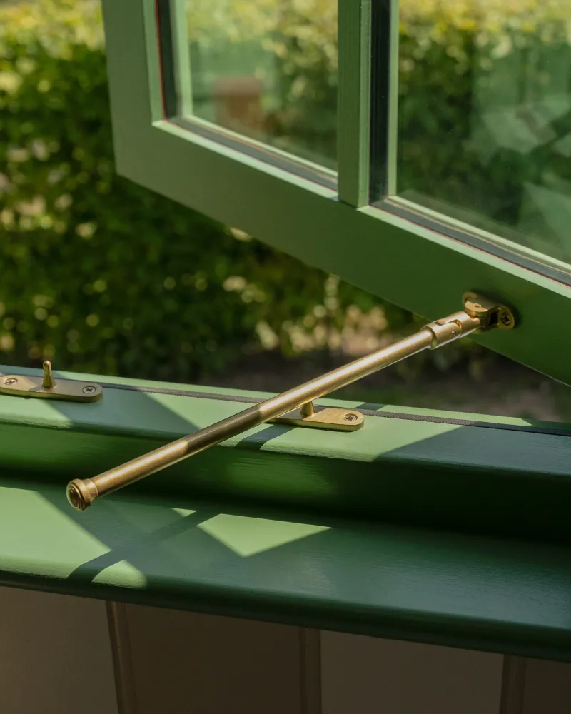 Southbank Fermafinestra Battente 275mm - Ottone Antico