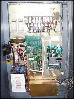 Inversor de CA de frecuencia variable Allen-Bradley - 100 HP