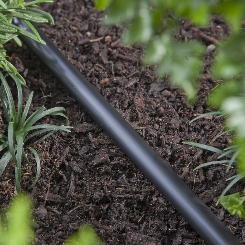Tuberí de riego por goteo de polietileno Raindrip de 1/2 pulg. de diámetro y 100 pies de largo - Oferta de la semana