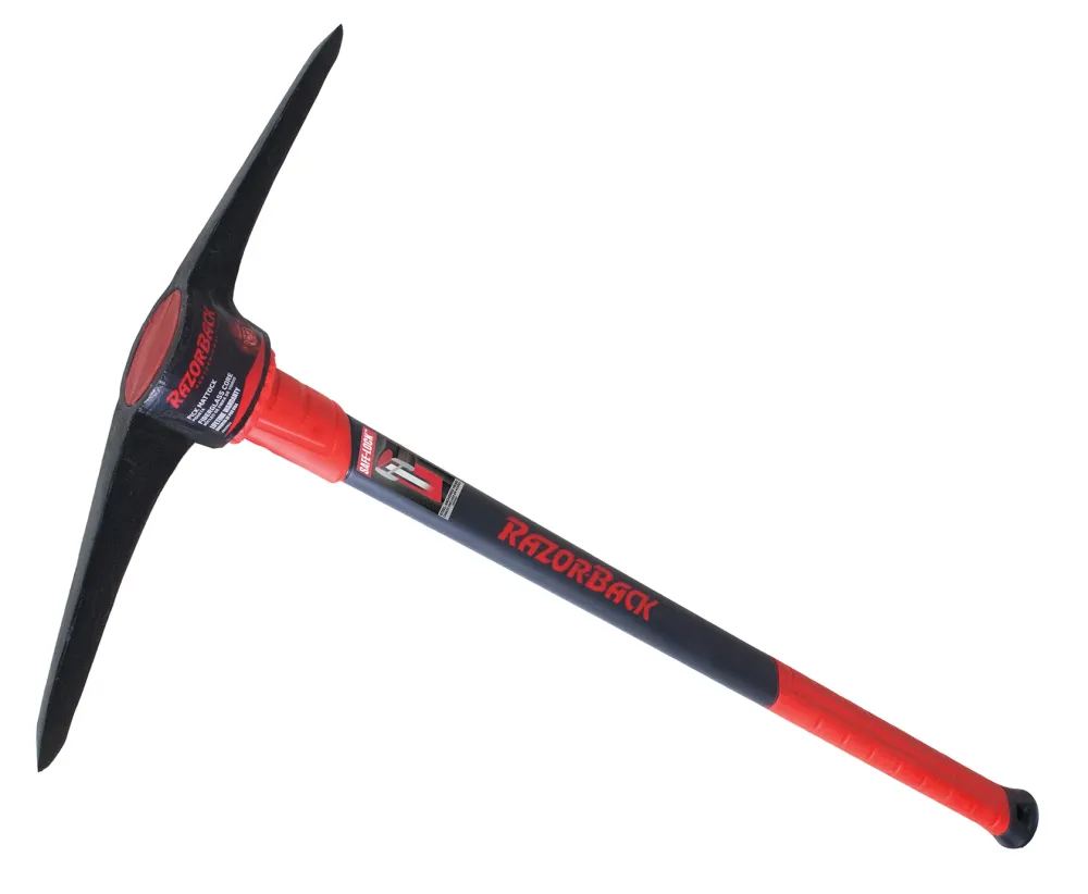 Azada con mango de fibra de vidrio Razor-Back de 6 lb