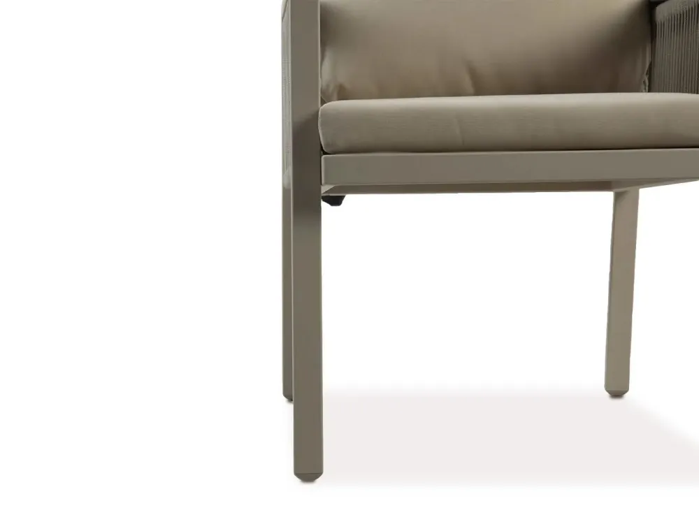 Mesa Comedor Outdoor Alin Cuadrada + 4 Sillas con Mesa de Centro