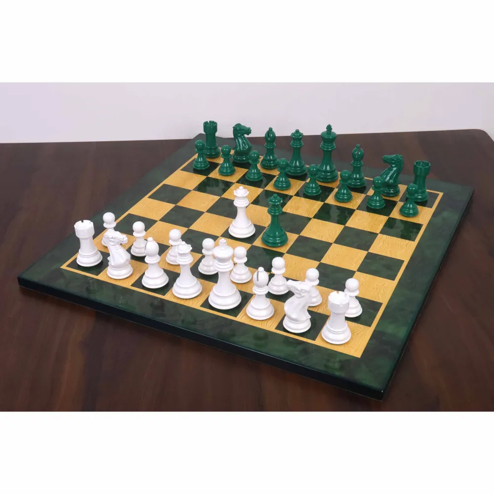 Juego de ajedrez de madera pintada en verde y blanco con peso Pro Staunton de 4,1 pulgadas, ligeramente imperfecto (solo p...