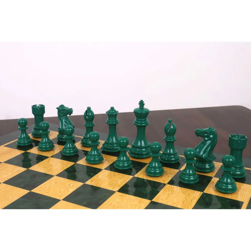 Juego de ajedrez de madera pintada en verde y blanco con peso Pro Staunton de 4,1 pulgadas, ligeramente imperfecto (solo p...