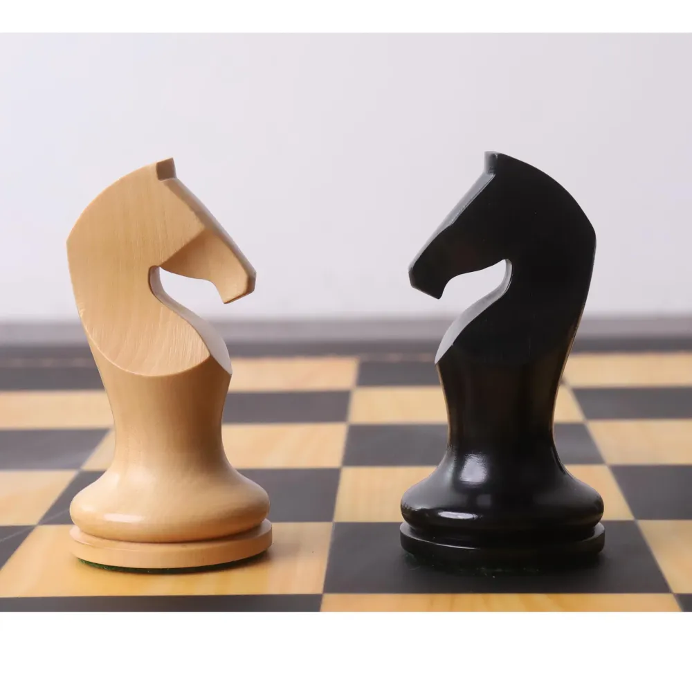 Juego de ajedrez minimalista reciente de la serie Zadar de 3,9" (solo piezas) de boj ebonizado con peso.
