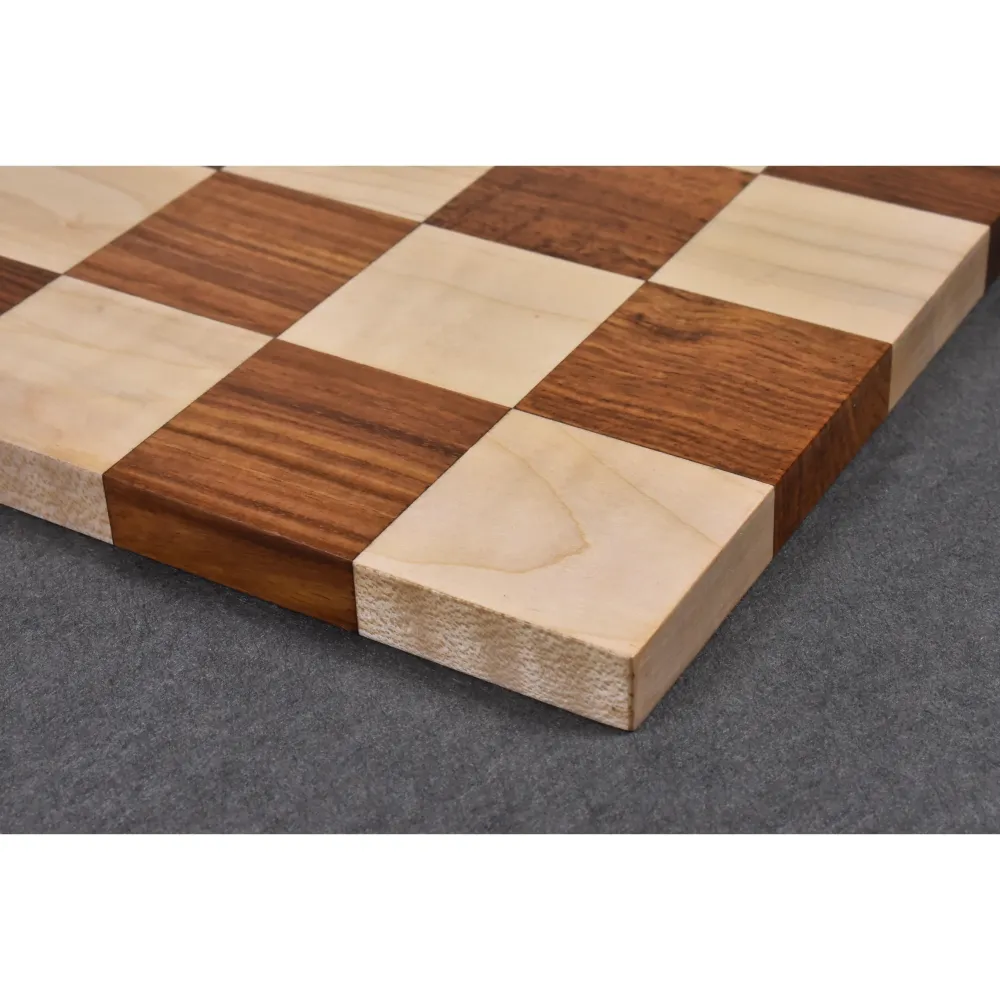 3.9" Serie Zadar Juego de Ajedrez Combo Reciente Minimalista - Piezas en Palisandro Dorado con Tablero sin Bordes y Caja
