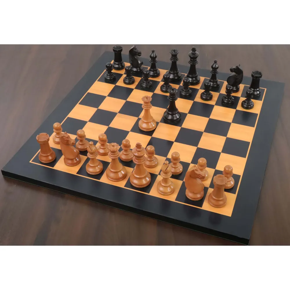 Set con Mesa Juego de ajedrez alemán de colección de 1920 ligeramente imperfecto - Sólo piezas de ajedrez - Boj antiguo -...