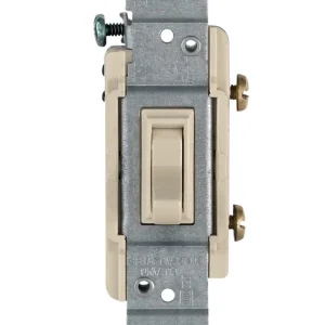 Interruptor de palanca unipolar de 15 amperios para trabajo pesado de Leviton, color marfil, paquete de 1