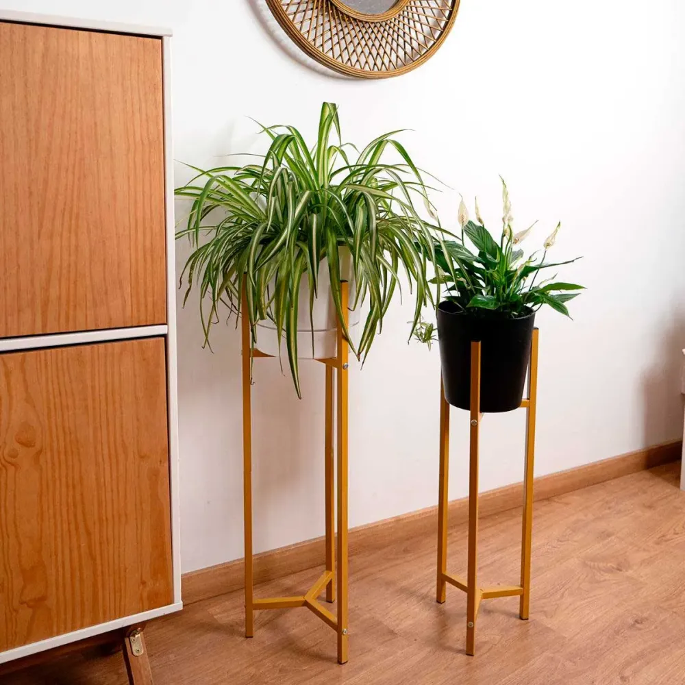 Jardineras de Terracota Esmaltada Set de 2 soportes maceteros MOA Vinthera diseño vertical dorado