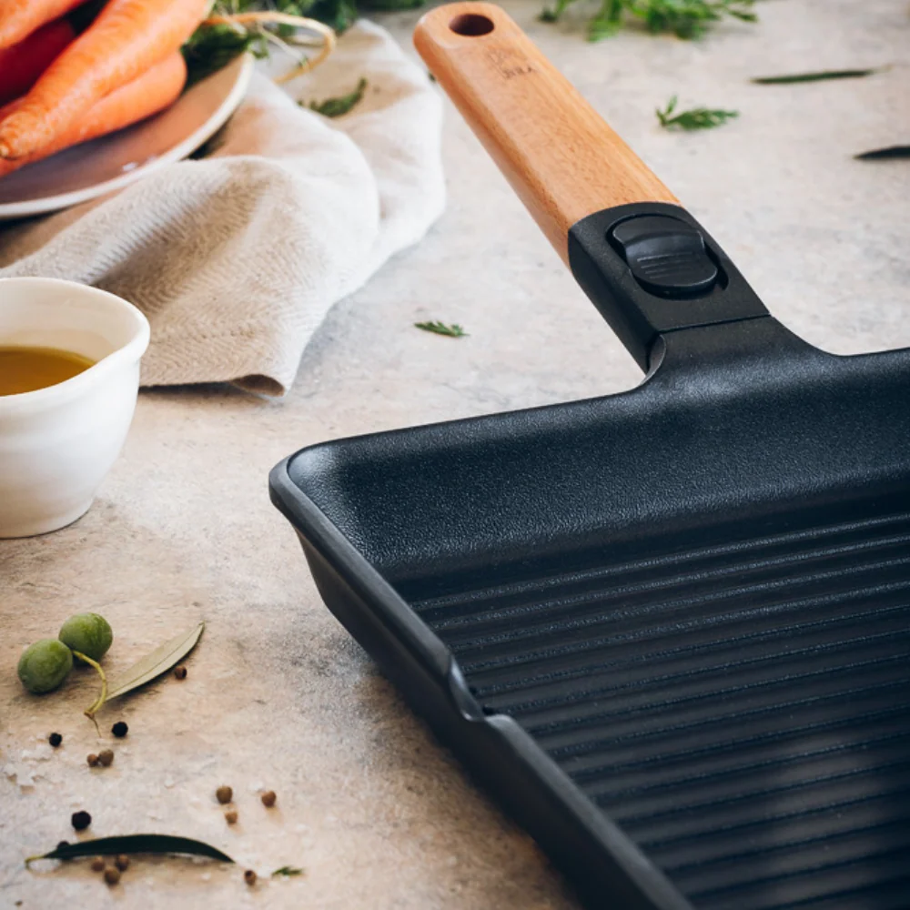 Bra Market Non-Stick Grill Ridges and Extraíble Wooden Handle