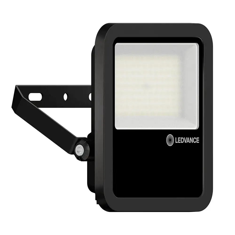 Floodlight pfm 80w/850 bk 100-277v 1000lm bk ledvance