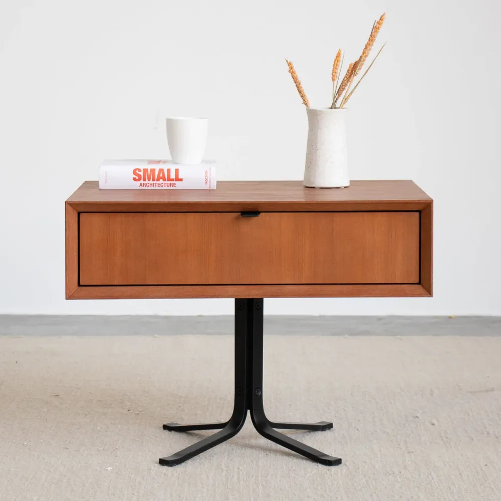 Nachtkastje Teca - Marc - Zwarte Poot (B60×H40cm)