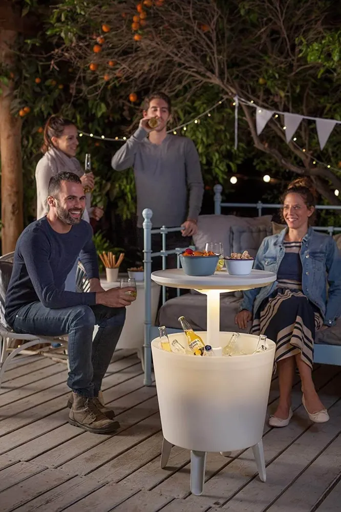 Mesa con Sombrilla Mesa Nevera iluminada Fresco Bar Keter