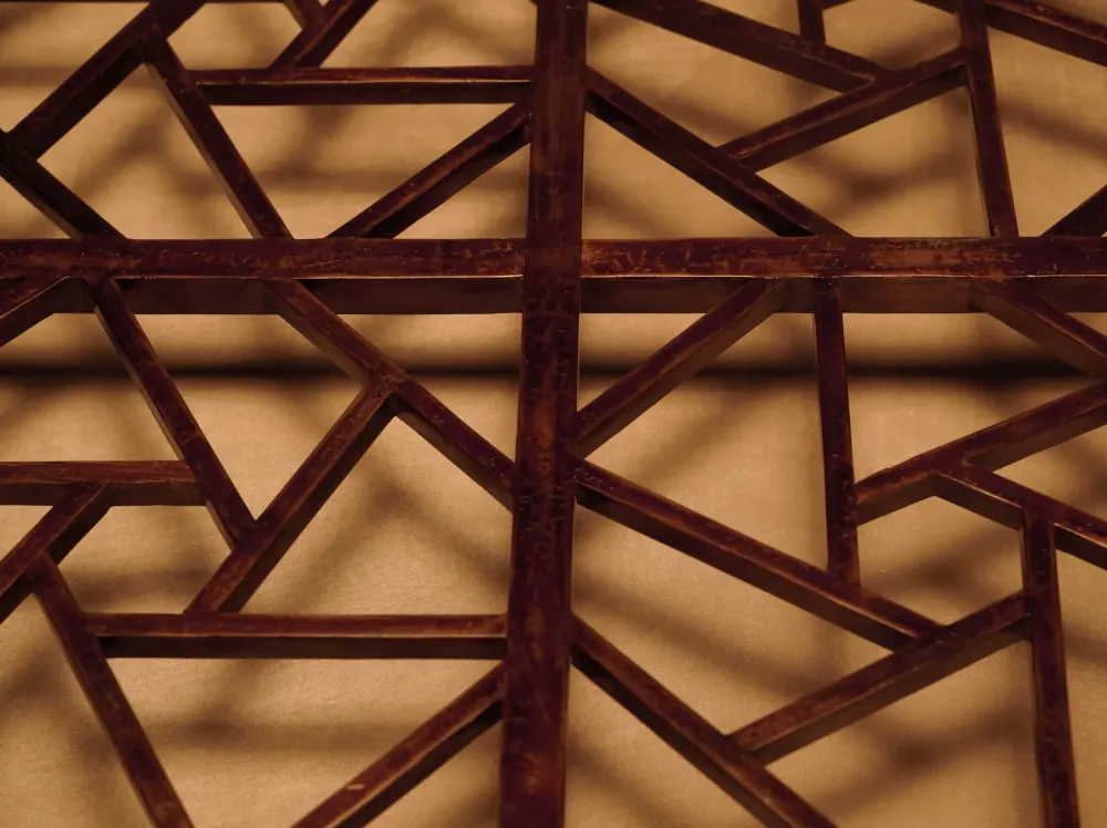Mesa de centro antigua oriental en madera de Olmo lacado Dimensiones 150x90x75 cm