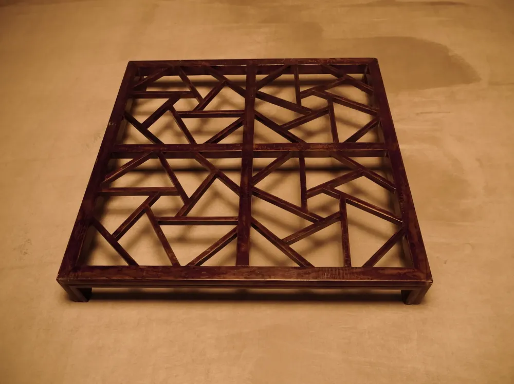 Mesa de centro antigua oriental en madera de Olmo lacado Dimensiones 150x90x75 cm
