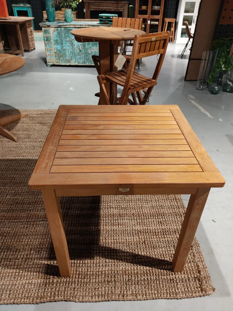 Mesa de exterior de teca preferente 80x80cm Lesjardins - OUTLET