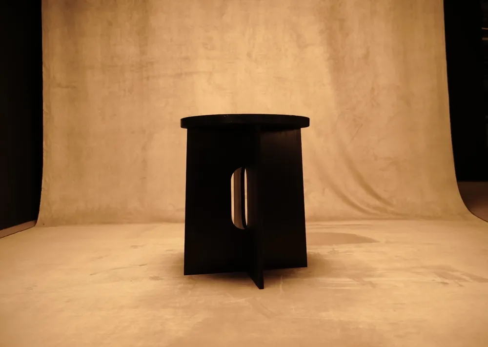 Plegable y Portátil Mesa auxiliar de Madera estilo japandi negro mate