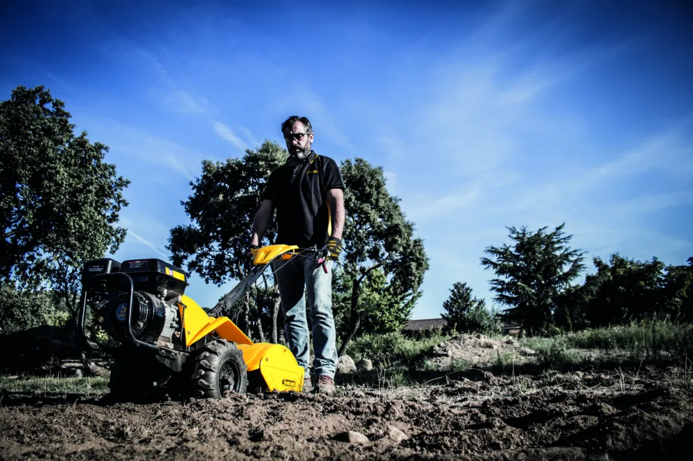 Robusto para Terreno Difícil Garland 65-0012 motocultor de gasolina garland cultivator 741nrqg-v20