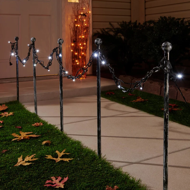 Cadena de luces LED preiluminadas de 24 pulgadas en blanco frío para decoración de caminos en poste Celebrations