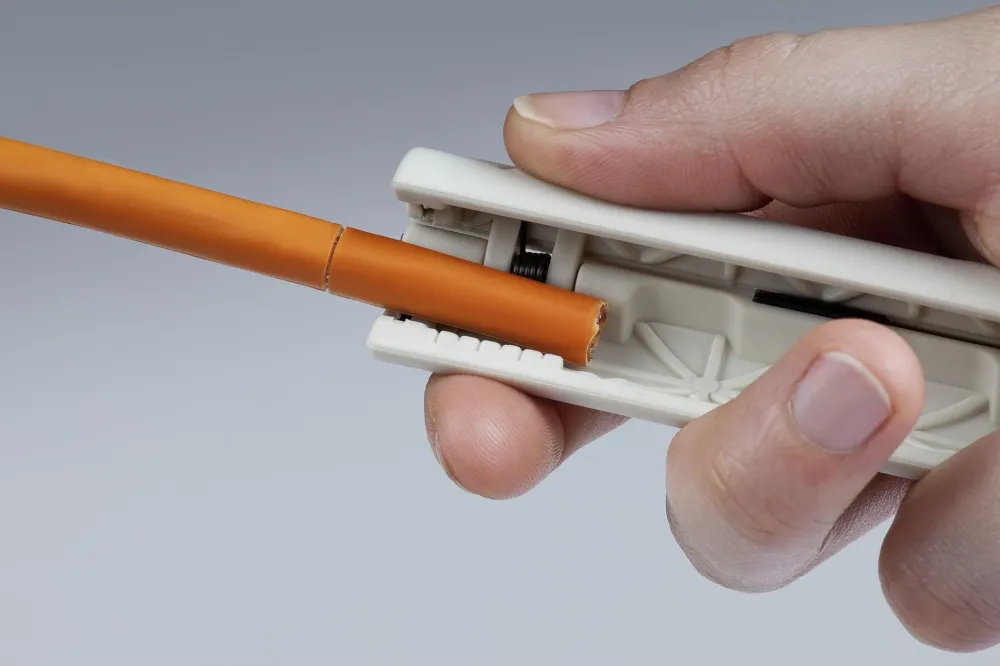 Mango Ergómico Alicate pelador - jokari - n° cat 1 - para pelar - sin protección eléctrica