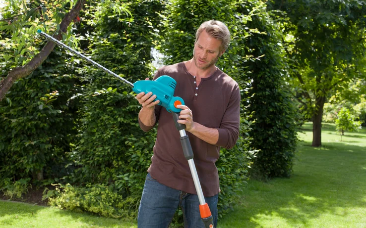 Mango Ergómico Taille-haie Télescopique Électrique THS 500/48 500W GARDENA