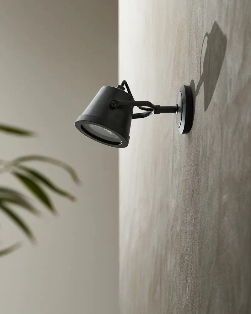 Lámpara LED de Espectro Completo Cambridge, reflector de pared - Bronce