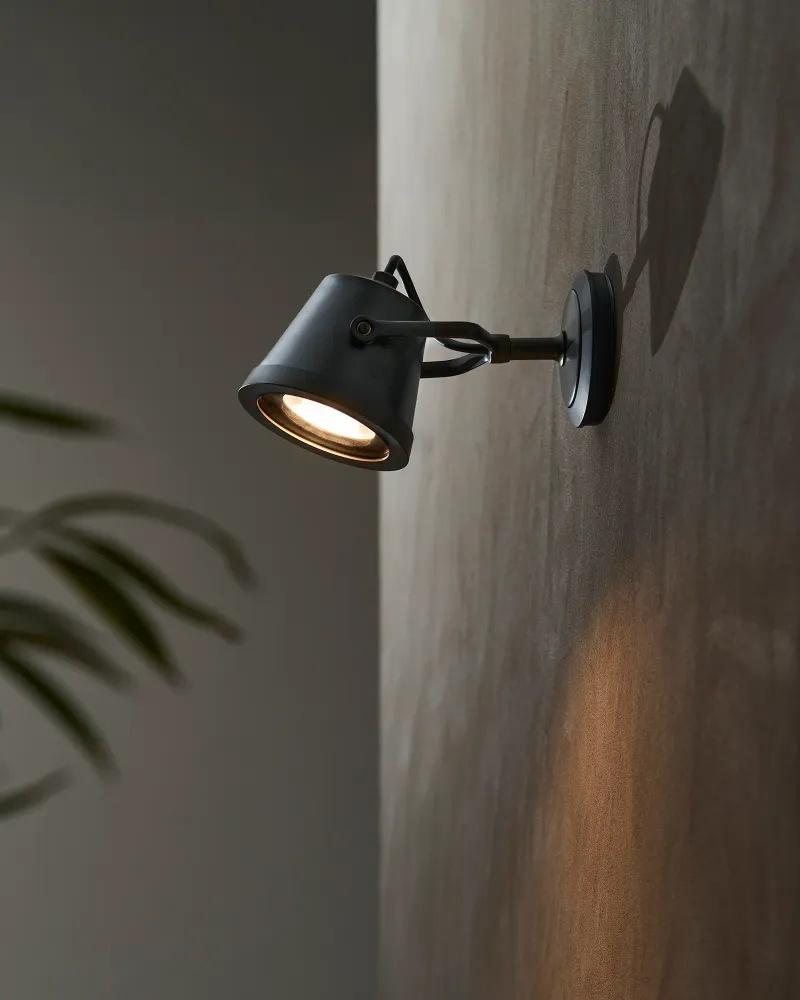 Lámpara LED de Espectro Completo Cambridge, reflector de pared - Bronce