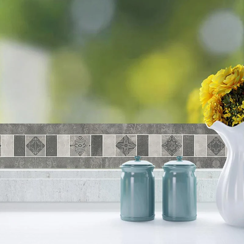 Premium de Jardinerí Cenefa de papel pintado con efecto azulejo para baño, arte de pared autoadhesivo geométrico en gris,...