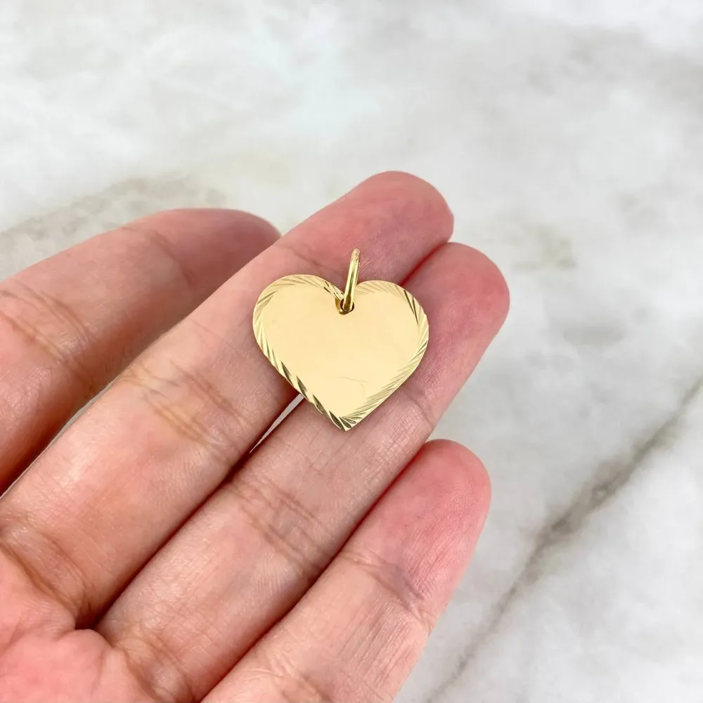 Panel Decorativo Dije Placa Corazón 1.75gr / 2.3cm / Bordes Diamantados Oro Amarillo ©