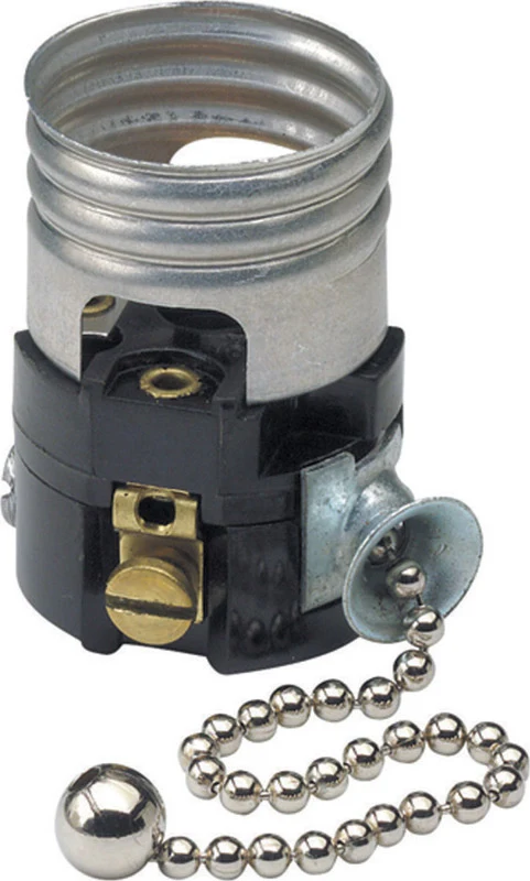 Portalámparas Leviton de aluminio de 660 W con base mediana y cadena de tracción (paquete de 1)
