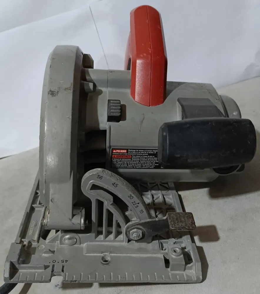 Cultivador de Mano de 3 Dientes Sierra Circular SkilSaw gsp 67 wp, usado