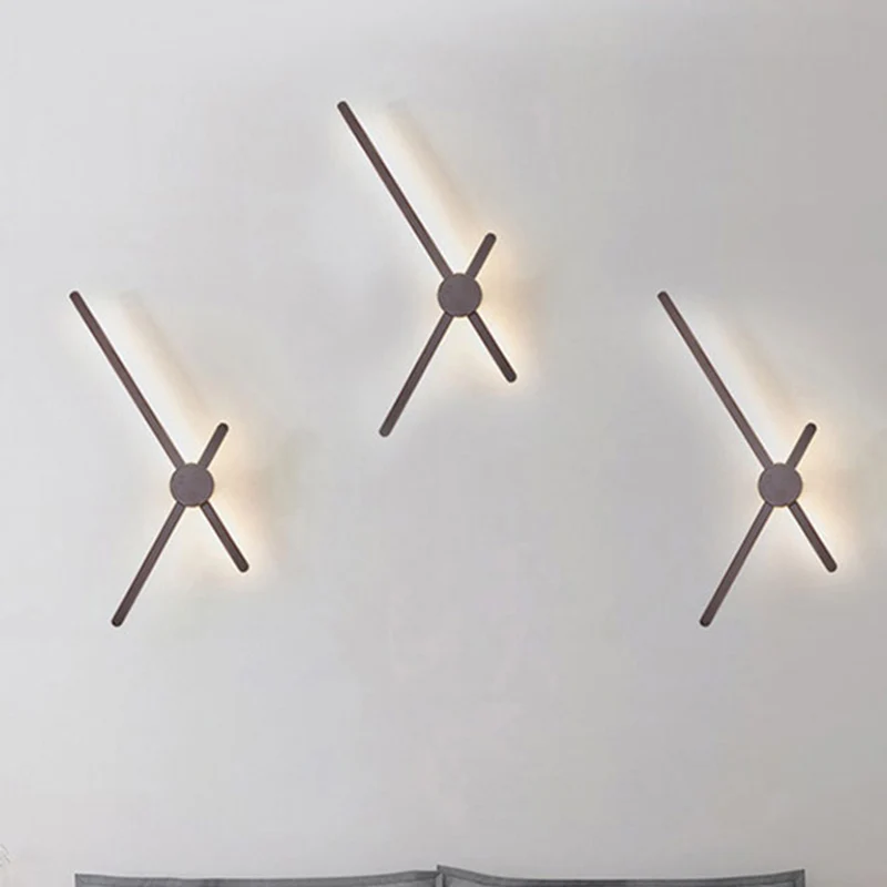 Lámpara de pared moderna con poste de metálico, aplique de líneas cruzadas, color marrón, para sala de estar Marron