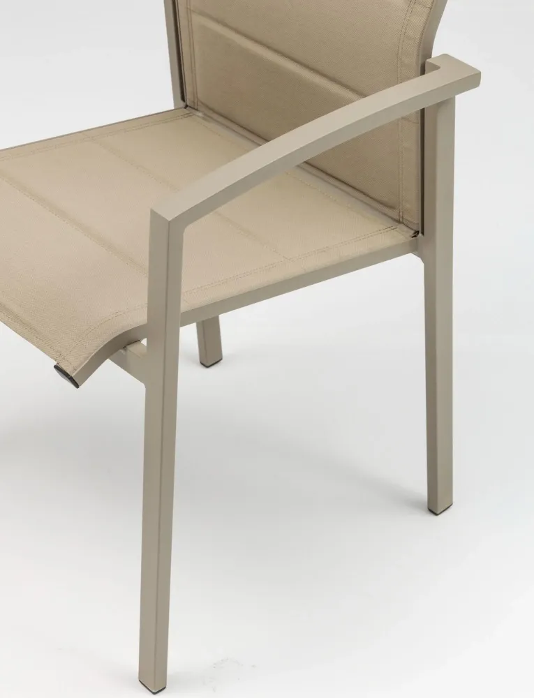 Sillón de comedor ORICK aluminio y textilene taupe.