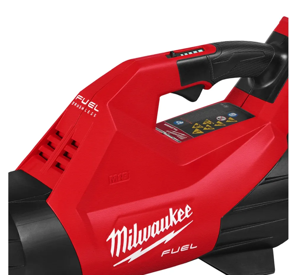 Soplador M18 Fuel + 2bat 8Ah + Cargador expedito Milwaukee