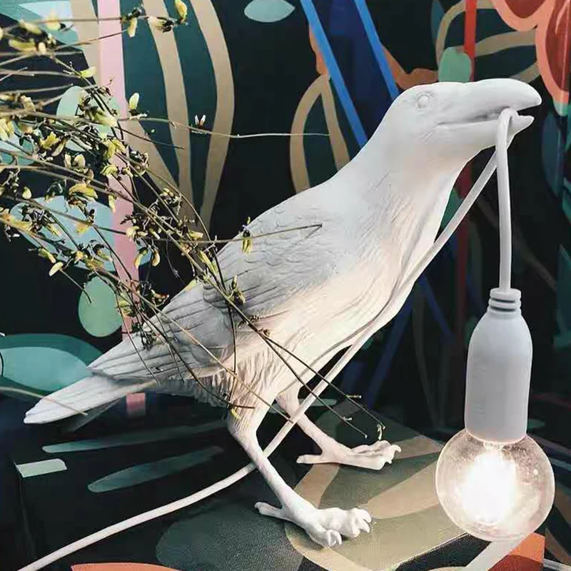 Lámpara de mesa en forma de pájaro, luz de mesita de noche de una sola bombilla de resina creativa artística para dormitor...