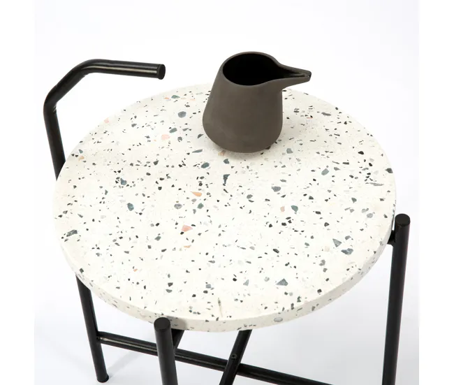 Mesa Auxiliar Redonda Yala, Tapa de terrazo Blanco y Patas metálicas Negro Mate/DIAMETRO: 41 cm Material WPC