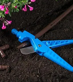 TIJERA HUNTER MULTIHERRAMIENTA CORTA POLIETILENO PVC Y SACA BOCADO